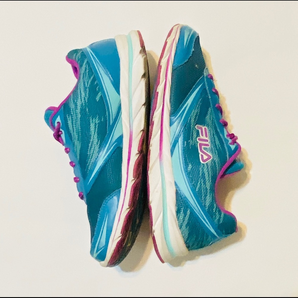 Fila Cool Max Memory Foam athletic shoes size 10